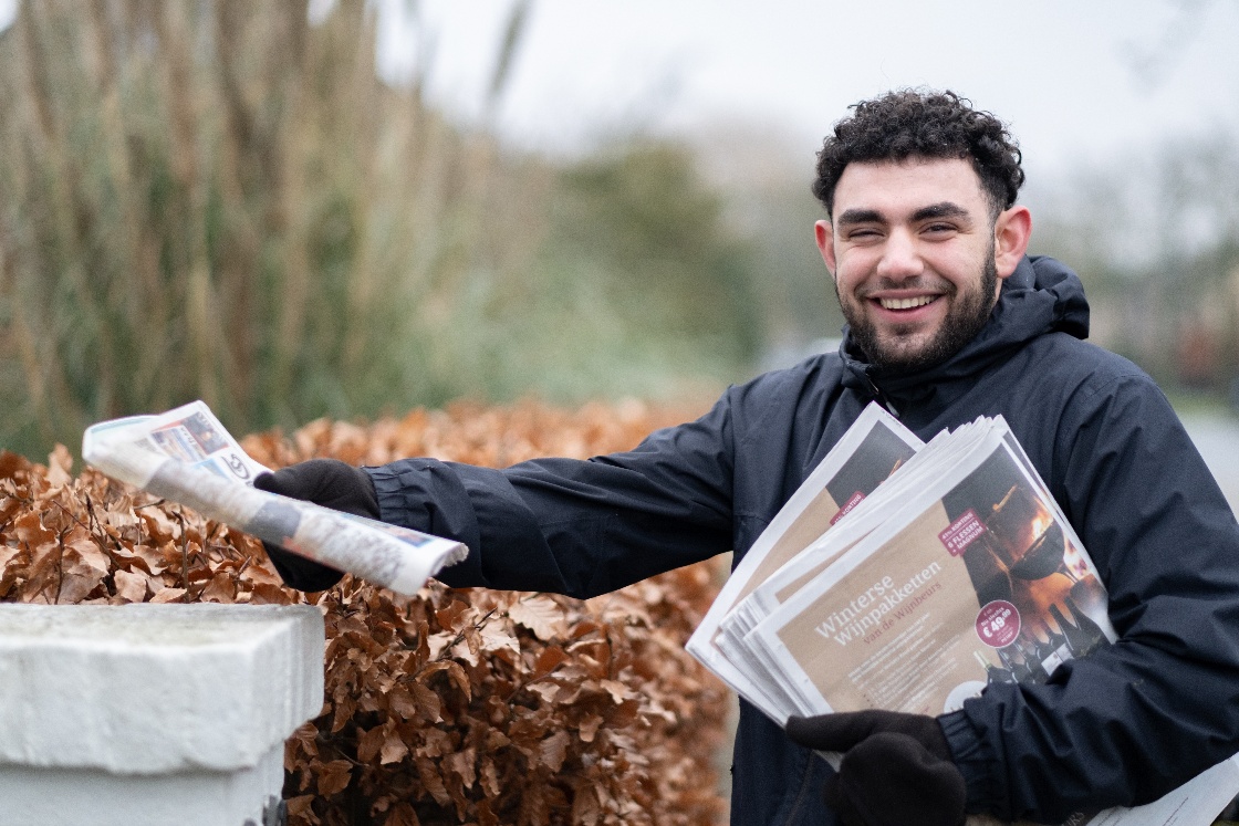 DPG young newspaper deliverer