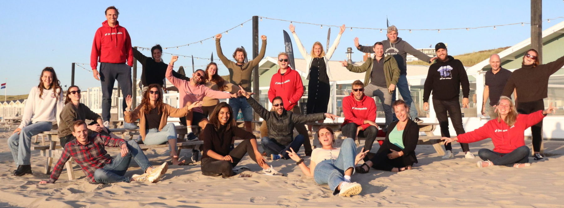 Jobsrepublic teamuitje op het strand van Wijk aan zee